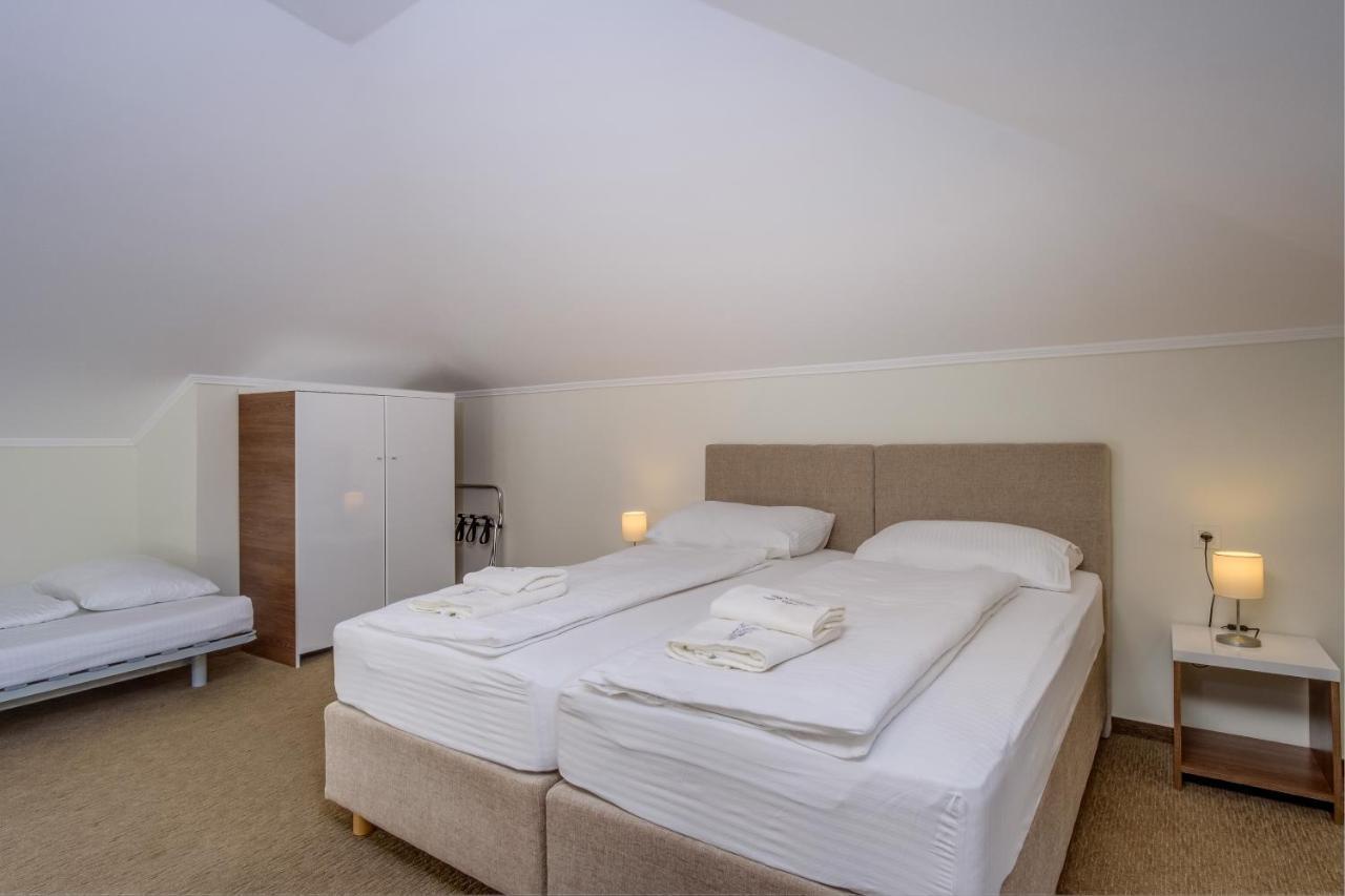 Hotel Vila Conte Veli Lošinj Kültér fotó