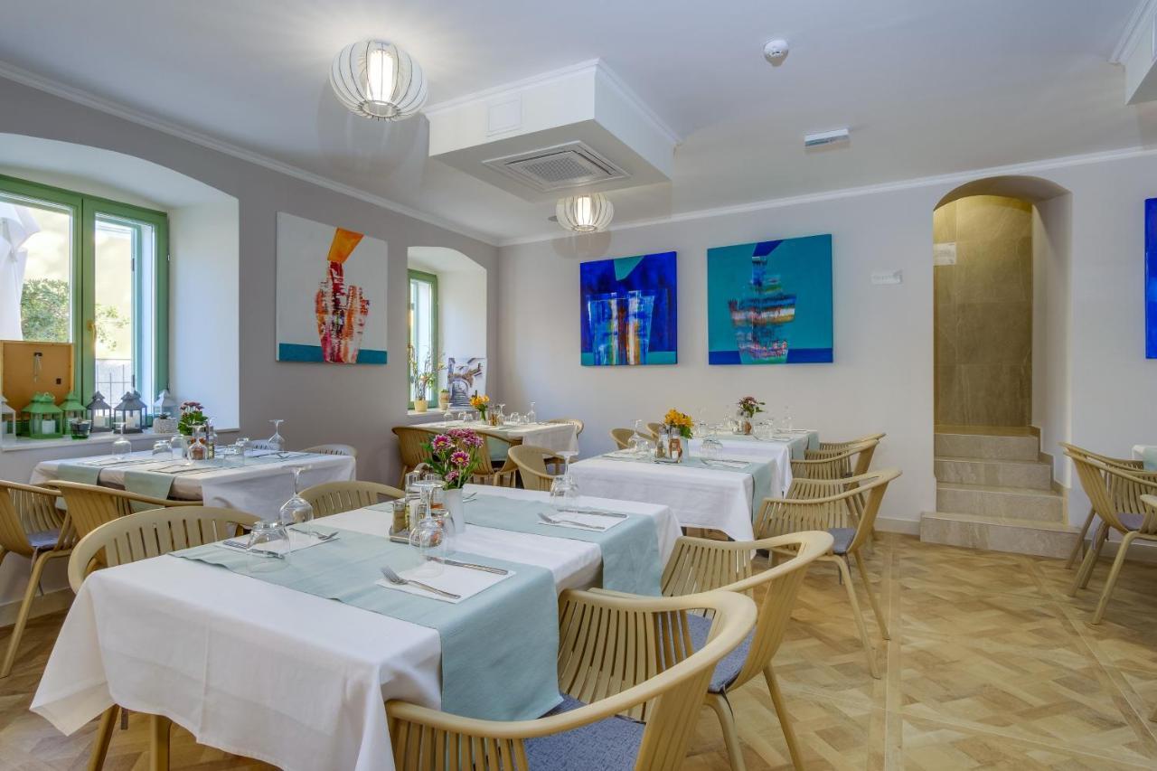 Hotel Vila Conte Veli Lošinj Kültér fotó